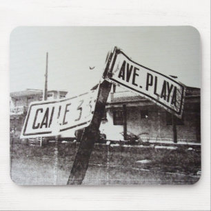 Schwarzweiss-Straßenschild Mousepad