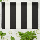 Schwarzweiss-Streifen Handtuch (Gefaltet)