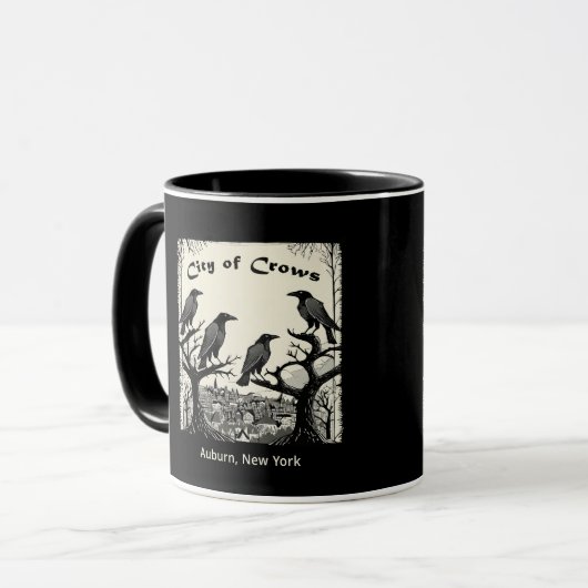 Schwarzweiß-Tasse mit City of Crows Graphic Tasse (Vorderseite Links)