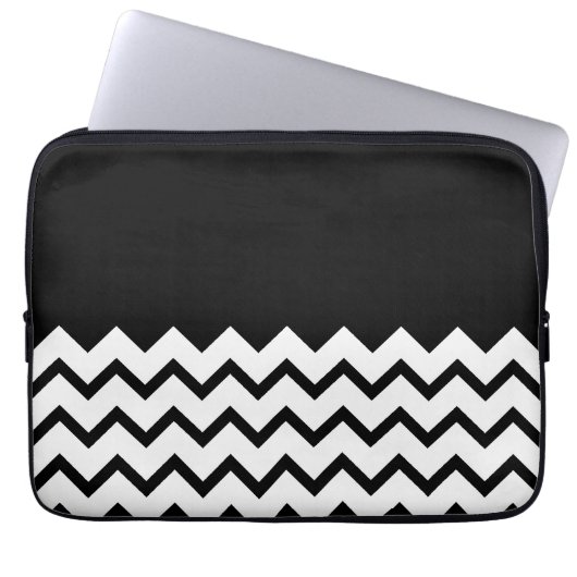 Schwarzweiss. Teil-Zickzack, zerteilen schlichtes Laptopschutzhülle (Vorderseite)