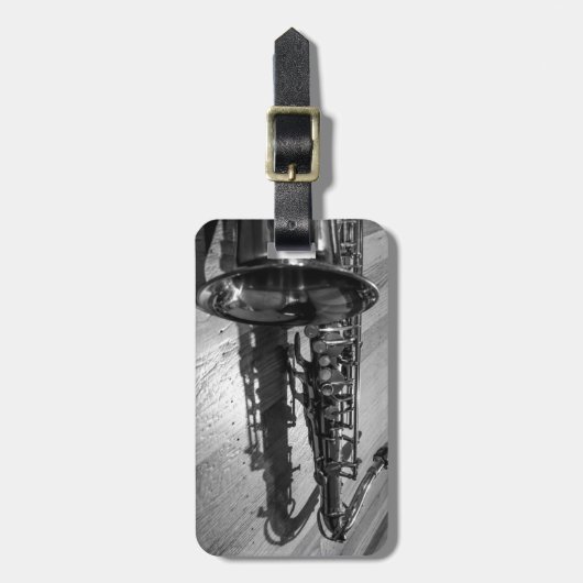 Schwarzweiss-Tenorsaxofon Gepäckanhänger (Vorderseite vertikal)