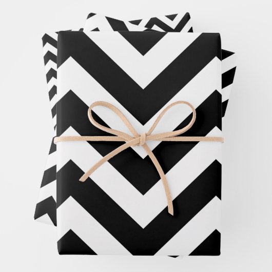 Schwarzweiß Unterschiedliche Größen Zickzack Geschenkpapier Set (Beispiel)