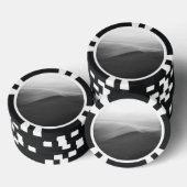 Schwarzweiß-Weißbild-Pokerjeton Pokerchips (Stapel)