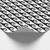 Schwarzweiss-Wellen-Entwurfs-Packpapier Geschenkpapier (Ecke)