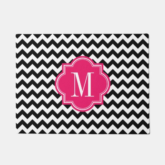 Schwarzweiss-Zickzack mit heißes Rosa-Monogramm Fußmatte (Vorderseite)