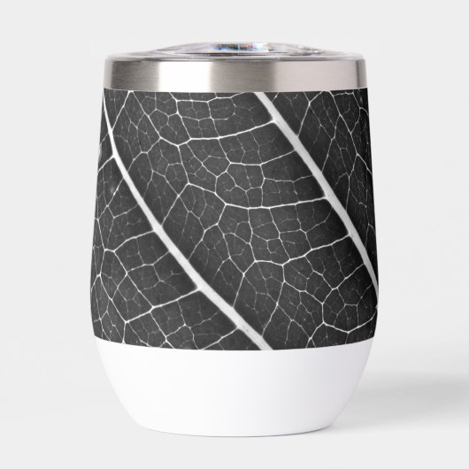 Schwarzweißblatt nah (Vorderseite)