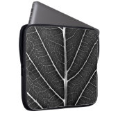 Schwarzweißblatt nah laptopschutzhülle (Vorne Rechts)
