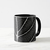 Schwarzweißblatt nah tasse (VorderseiteRechts)