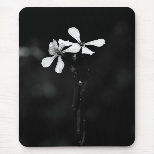 Schwarzweißblumen Mousepad (Vorne)