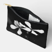 Schwarzweißblumen Zubehörtasche (Offen)