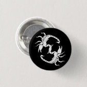 Schwarzweißbuchstaben S - Zwei Skorpione Button (Vorne & Hinten)