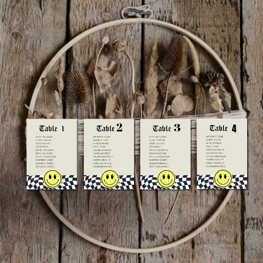 Schwarzweißdiagramm mit karierter Tischnummer