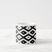 Schwarzweißdiamantmuster Espressotasse (Vorderseite)