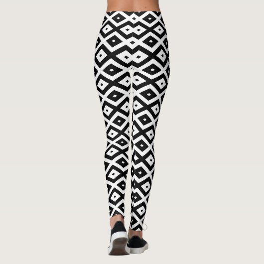 Schwarzweißdiamantmuster Leggings (Rückseite)