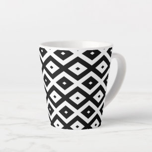 Schwarzweißdiamantmuster Milchtasse