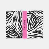 Schwarzweißdruck mit weißem Zebra mit Hot Rosa Fleecedecke (Vorderseite (Horizontal))