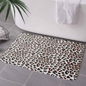 Schwarzweißdruck und Weißleopard Badematte