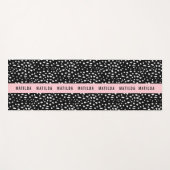 Schwarzweißfleck mit rosa Streifen personalisiert Yogamatte (Vorderseite (Horizontal))