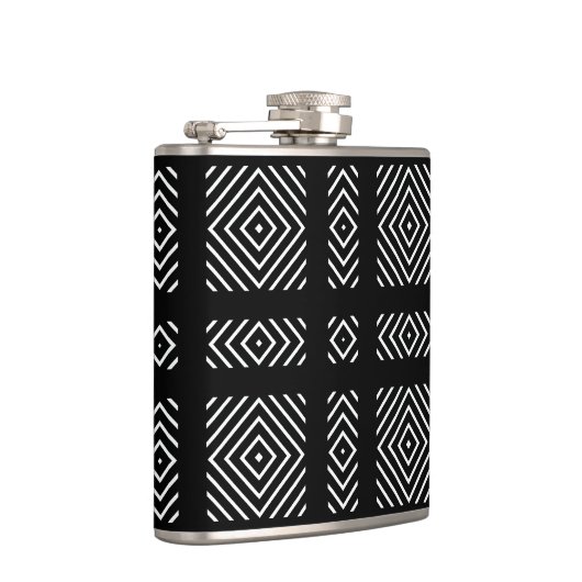 Schwarzweißgeometrie Ama Flachmann (Rechts)