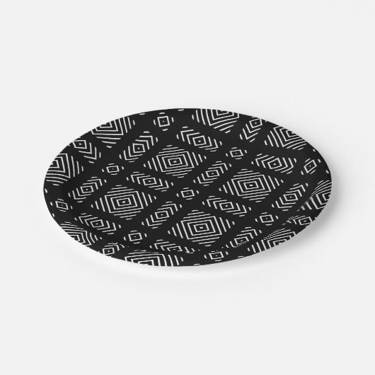 Schwarzweißgeometrie Ama Pappteller (Schrägansicht)