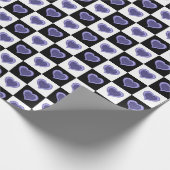 Schwarzweißkarton, lila Herzen Geschenkpapier (Ecke)
