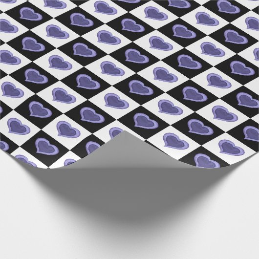 Schwarzweißkarton, lila Herzen Geschenkpapier (Ecke)