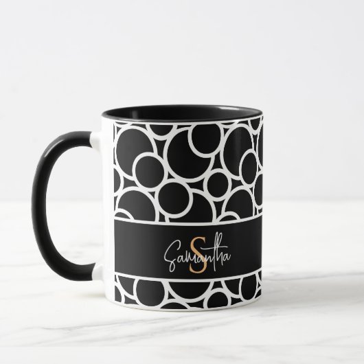 Schwarzweißkreismuster mit Monogramm Tasse (Links)