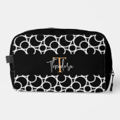 Schwarzweißkreismuster mit Monogramm Waschbeutel (Vorderseite)