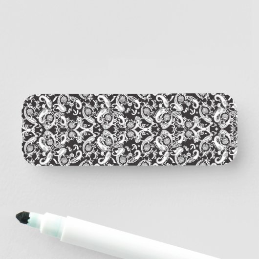 Schwarzweißpaisley Namensschild (Beispiel)