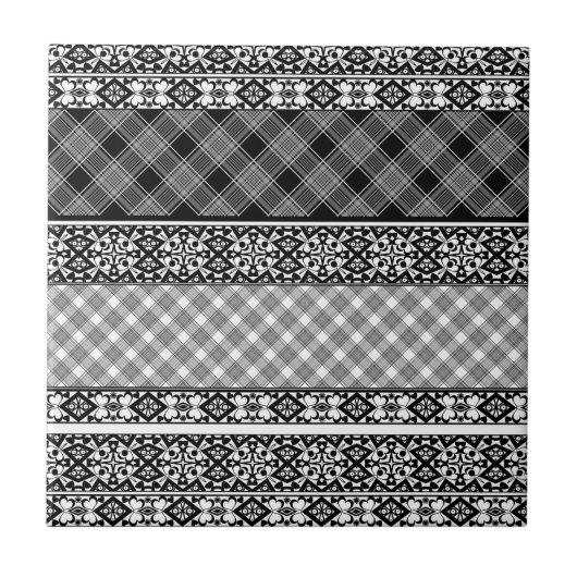 Schwarzweißpatchwork mit Spitze Fliese (Vorderseite)