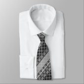 Schwarzweißpatchwork mit Spitze Krawatte (Gebunden)