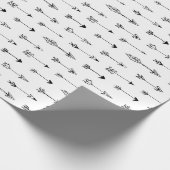 Schwarzweißpfeile. Modern skandinavisch Geschenkpapier (Ecke)