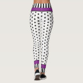 Schwarzweißpolka-Punktmuster und Streifen lila Leggings (Rückseite)