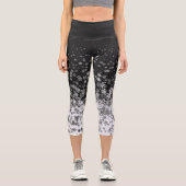 Schwarzweißschneeflocken Capri Leggings (Vorderseite)