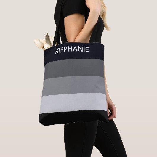 Schwarzweißstreifen mit mit Monogramm Streifen Tasche (Von Nahem)