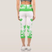 Schwebende Herzen in Grün Capri Leggings (Rückseite)