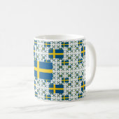 Schwedenflagge in mehreren Ebenen Kaffeetasse (VorderseiteRechts)