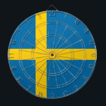 Schwedische Flagge (Schweden) Dartscheibe<br><div class="desc">Dieses Design zeichnet sich durch die Nationalflagge Schwedens (offiziell als Königreich Schweden bekannt) aus, das ein nordisches Land in Nordeuropa ist. Schweden grenzt im Westen und Norden an Norwegen, im Osten an Finnland und im Südwesten an Dänemark durch einen Brückentunnel über die Öresund-Straße. Schweden ist das größte Land Nordeuropas. Die...</div>