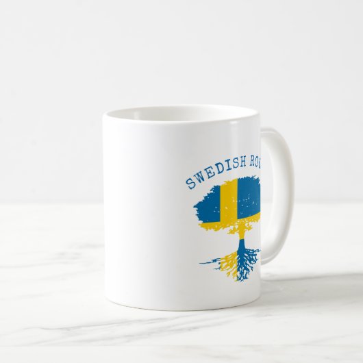 Schwedische Roots-Flagge Kaffeetasse (VorderseiteRechts)