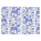 Schwedischer Dala Horse Blue und White Large Gift  Große Geschenktüte (Rückseite)