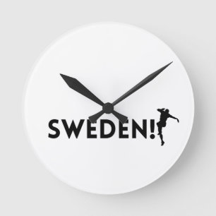 Schwedischer Fußballspieler, der Punkt als Ball ve Runde Wanduhr