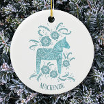 Schwedisches Dala Horse Personalisiert Keramik Ornament<br><div class="desc">Aquamarine,  grüne und weiße Malerei eines schwedischen Dalapferdes. Ändern oder entfernen Sie den Namen,  der angepasst werden soll.</div>