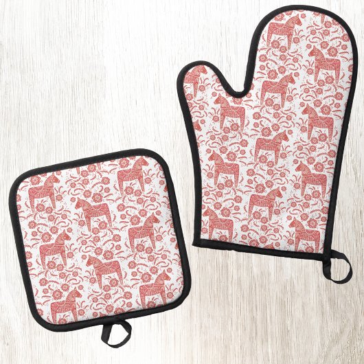 Schwedisches Dala Pferd rot und weiß Ofenhandschuh & Topflappen-Set
