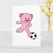Schwein als Fußballspieler mit Fußball Karte (Gelbe Blume)