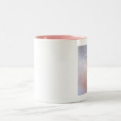 Schweine fliegen und ihre Flügel wachsen lassen Zweifarbige Tasse (Mittel)