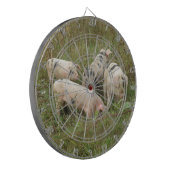 Schweine in einem Field Dart Board Dartscheibe (Vorderseite Links)