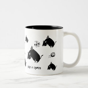 Schweine in Raum II Zweifarbige Tasse