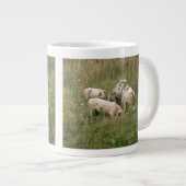 Schweine in Tasse (Vorderseite Rechts)