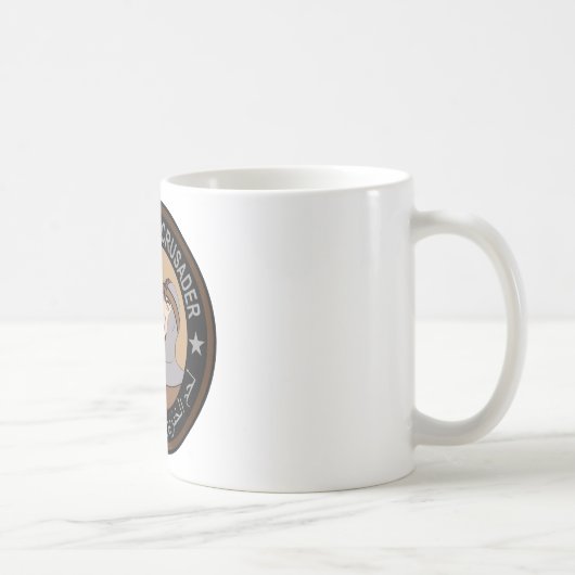 Schweinefleisch, das Kreuzfahrer isst Kaffeetasse (Rechts)