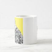 Schweinefleisch in Jaguar Pelzmatte (Retro-Gelb) Kaffeetasse (Mittel)